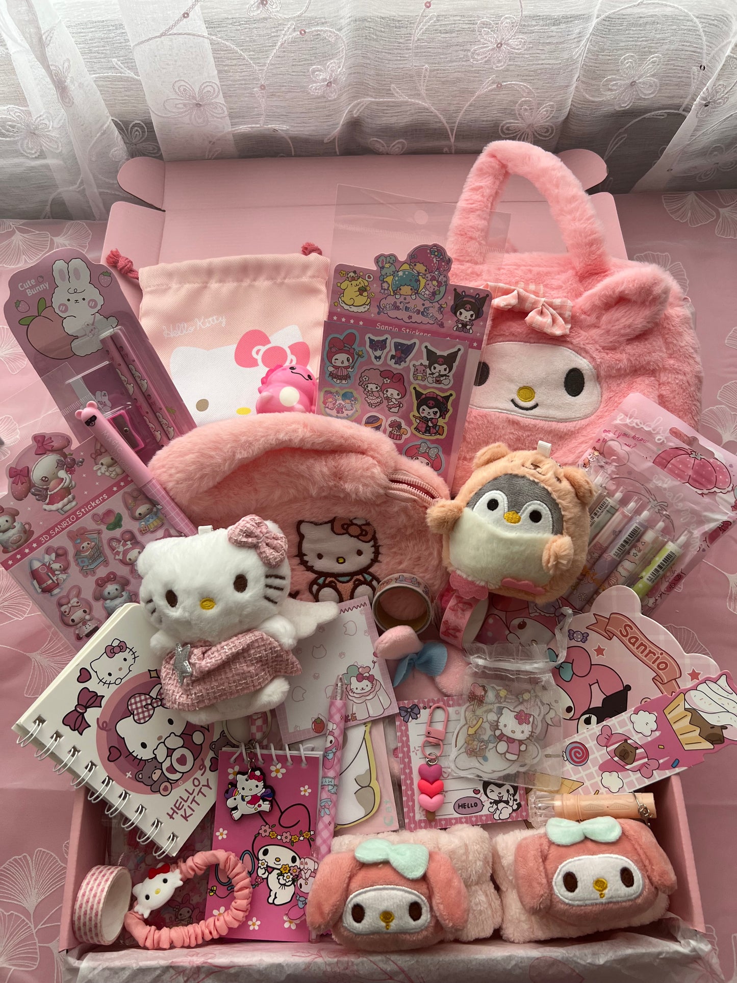 Pink theme scoops